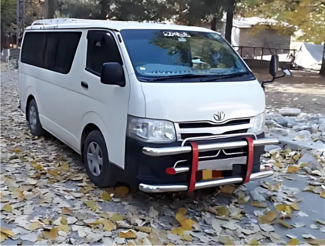 Toyota Hiace 1