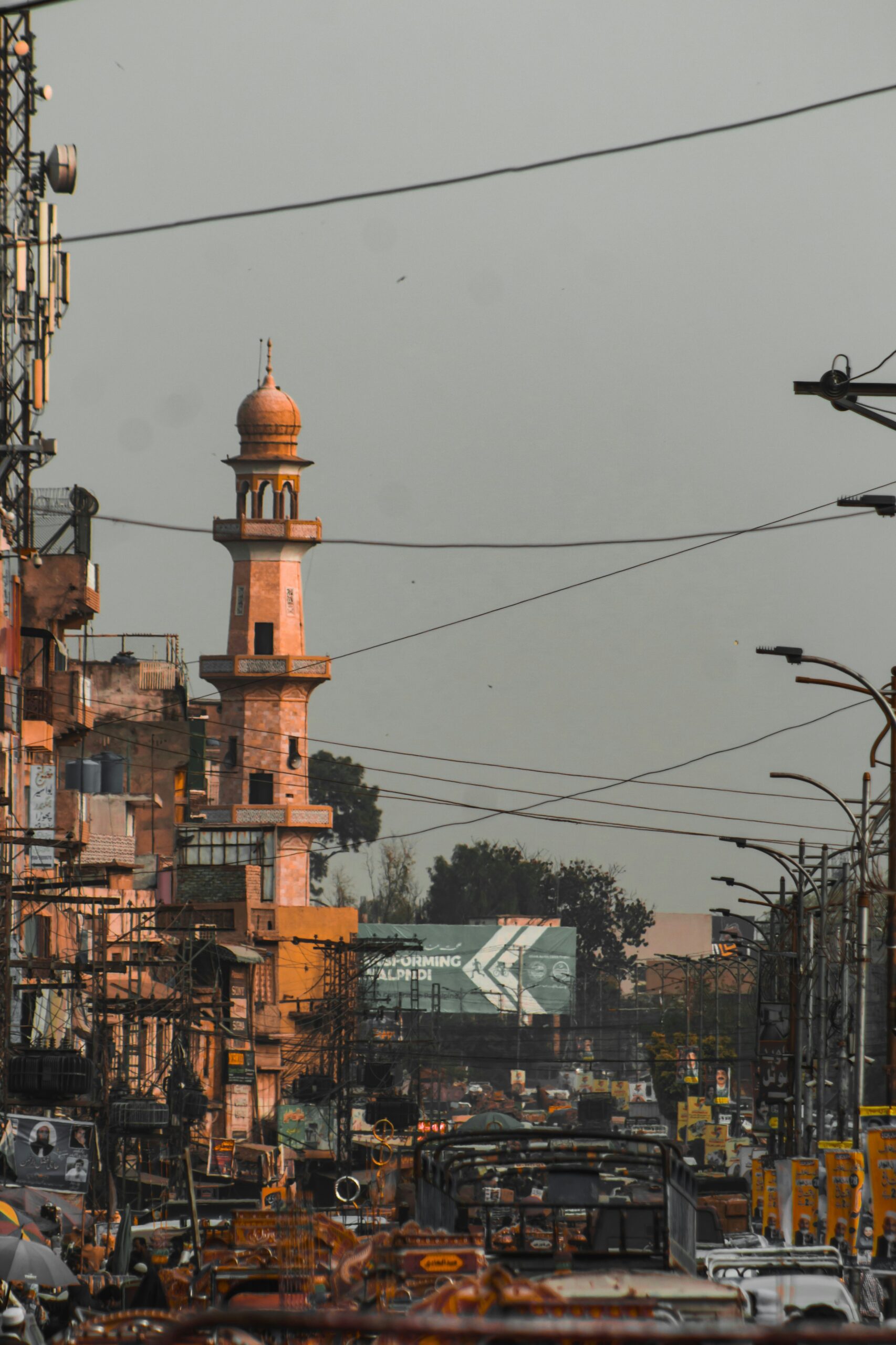 click shadow DAotLvUFgGM unsplash scaled